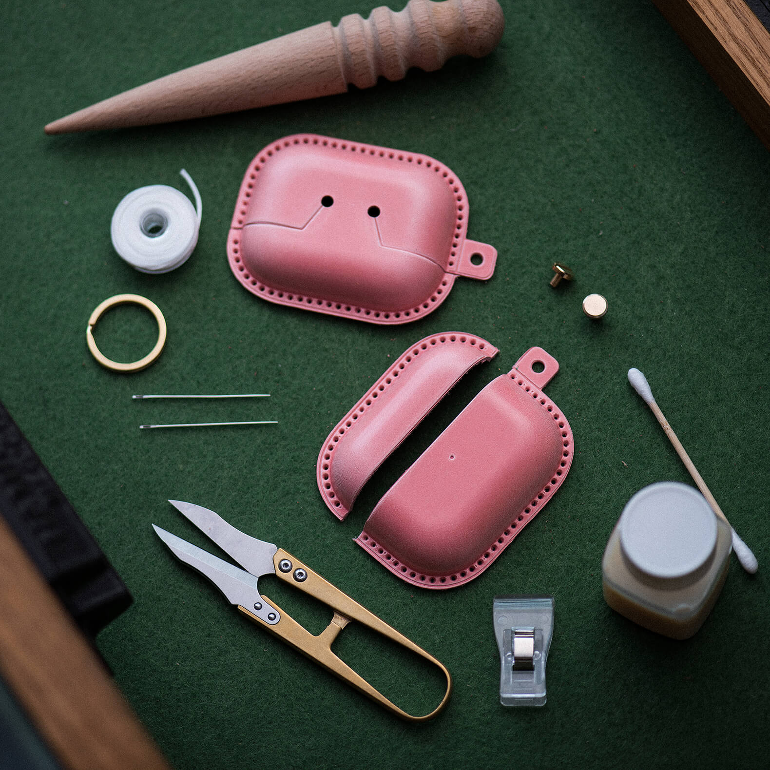 AirPods Case Leather DIY Kit – Babylon Leather - Babylon LeatherBabylon LeatherLZ15 - Pink - AirPods Pro