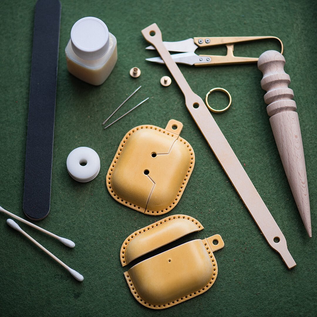AirPods Case Leather DIY Kit – Babylon Leather - Babylon LeatherBabylon LeatherLZ15 - Yellow - AirPods 3rd