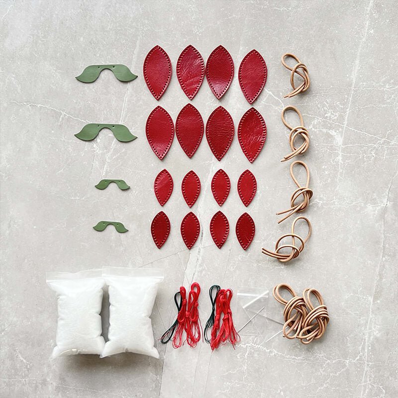 Apple - Shaped Leather Charm DIY Kit – Babylon Leather - Babylon LeatherBabylon LeatherSG06-With Lanyard-2 Large & 2 Small