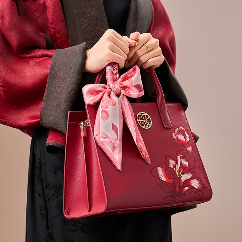 Calm Elegance Leather and Silk Handbag – Babylon Leather - Babylon LeatherBabylon LeatherTX134-Red