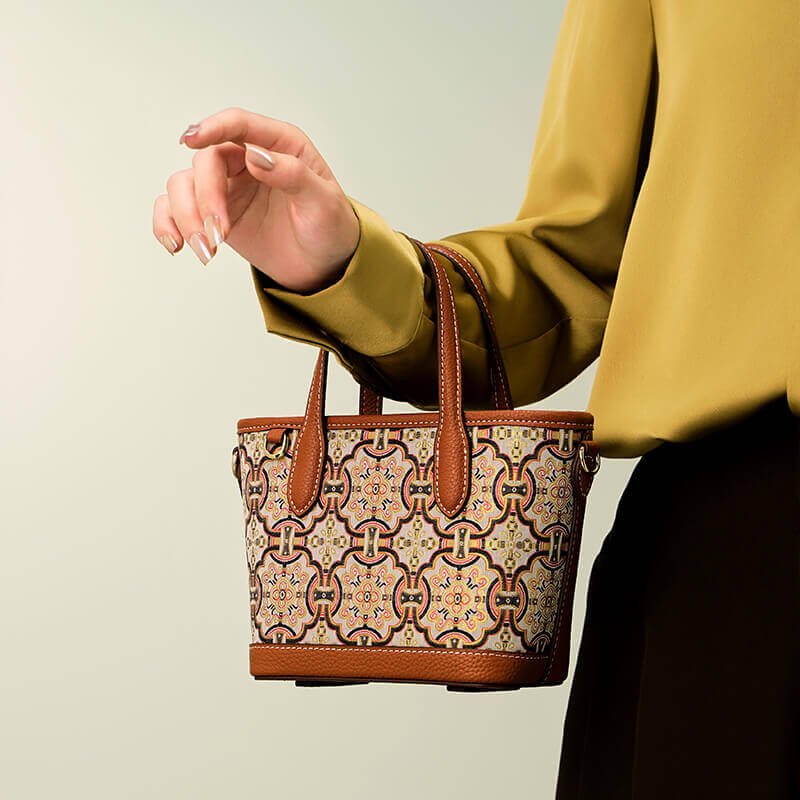 Calm Triumph Leather and Silk Tote Bag – Babylon Leather - Babylon LeatherBabylon LeatherTX070-Brown