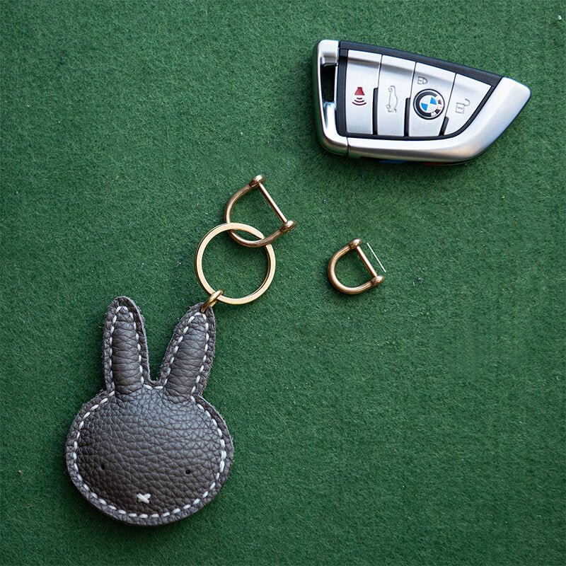 Cartoon Bunny Keychain DIY Leather Kit – Babylon Leather - Babylon LeatherBabylon LeatherLZ68-Add 1 Large Horseshoe Buckle – Color in Notes