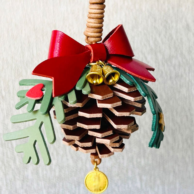 Christmas Pinecone Leather Charm DIY Kit – Babylon Leather - Babylon LeatherBabylon LeatherSG01