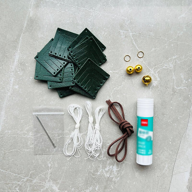 Christmas Snowflake Charm DIY Kit – Babylon Leather - Babylon LeatherBabylon LeatherSG03-Dark Green