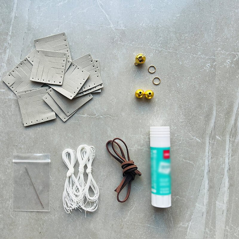 Christmas Snowflake Charm DIY Kit – Babylon Leather - Babylon LeatherBabylon LeatherSG03-Gray White