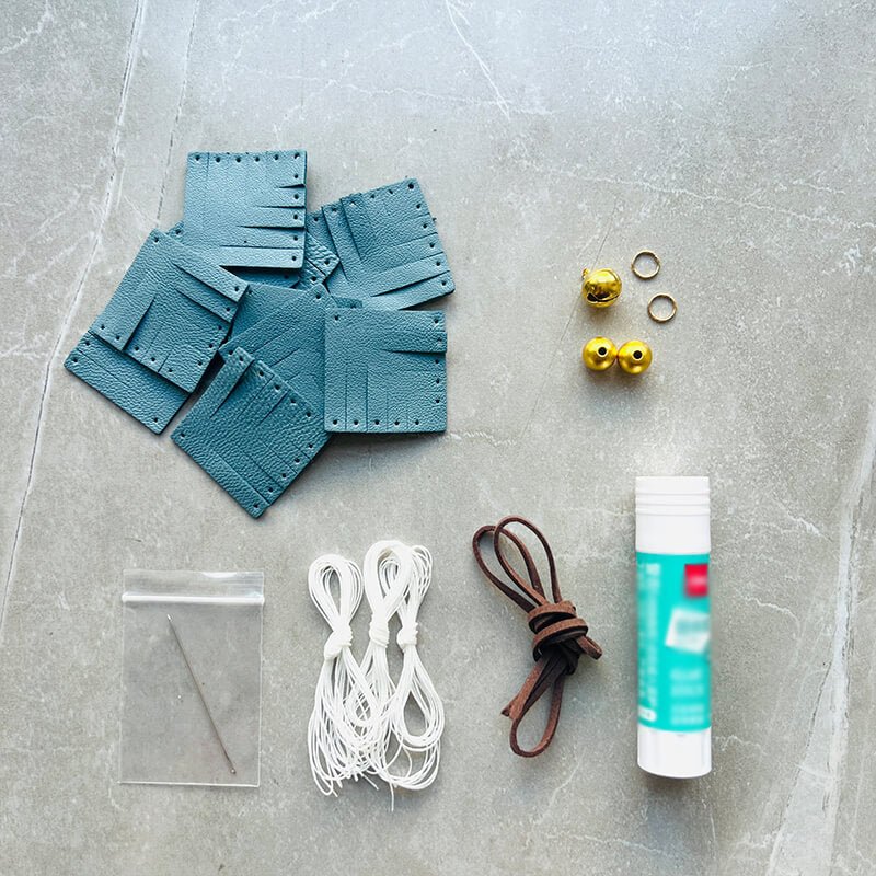 Christmas Snowflake Charm DIY Kit – Babylon Leather - Babylon LeatherBabylon LeatherSG03-Hazy Blue