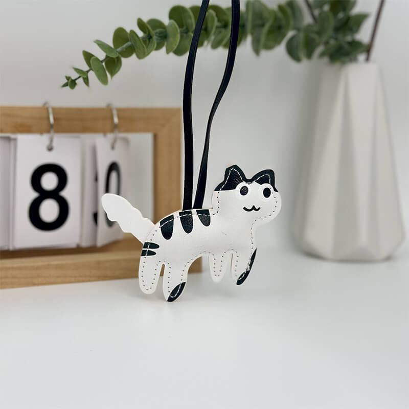 Cow Print Cat PU Leather Bag Charm Keychain - Babylon Leather - Babylon LeatherBabylon LeatherPP25-White