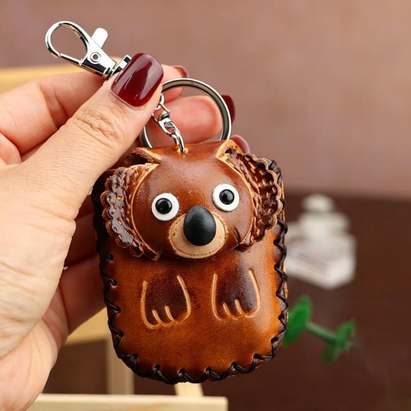 Cute Dog - Shaped Vegetable - Tanned Cowhide Leather Card Holder – Babylon Leather - Babylon LeatherBabylon LeatherLLZ24-Koala-Brown