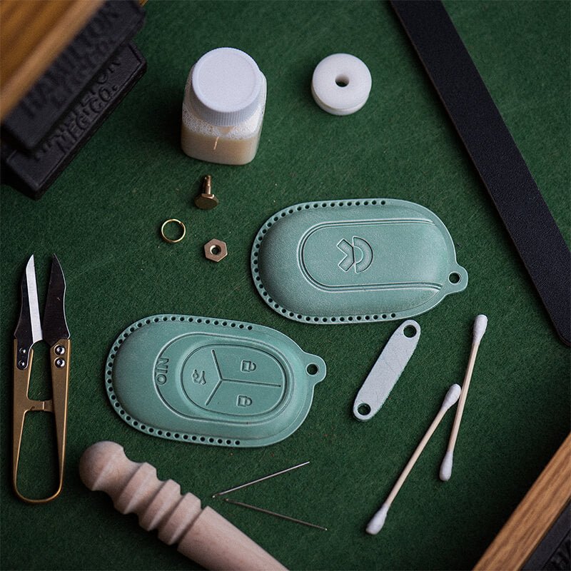 DIY Genuine Leather Car Key Case Kit – Babylon Leather - Babylon LeatherBabylon LeatherLZ79-Green-Fog Wax Leather