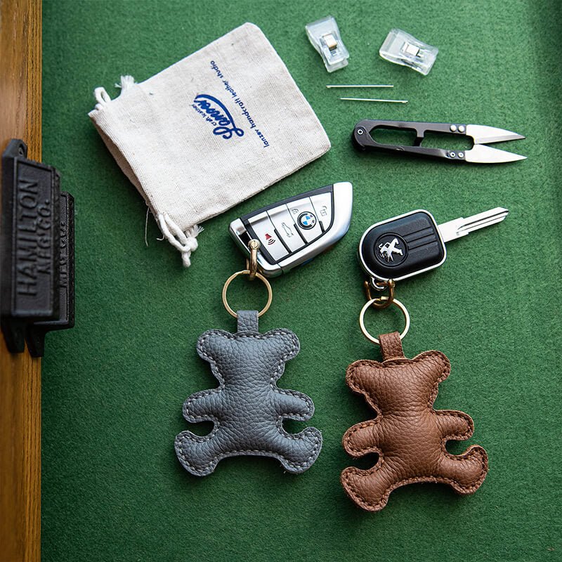 DIY Genuine Leather Teddy Bear Keychain Charm Kit – Babylon Leather - Babylon LeatherBabylon LeatherLZ81-Taupe Gray-No Horseshoe Buckle
