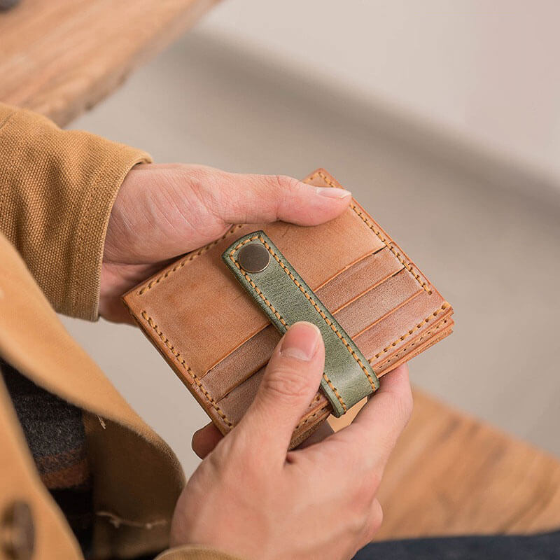 DIY Men’s Wallet Kit in Fog Wax Leather – Babylon Leather - Babylon LeatherBabylon LeatherLZ01 - Fog Wax - Black & Blue