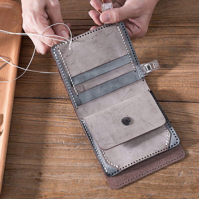 DIY Minimalist Wallet Mens Gift – Babylon Leather - Babylon LeatherBabylon LeatherLZ05 - Black & Blue - Fog Wax Leather - Card Slot