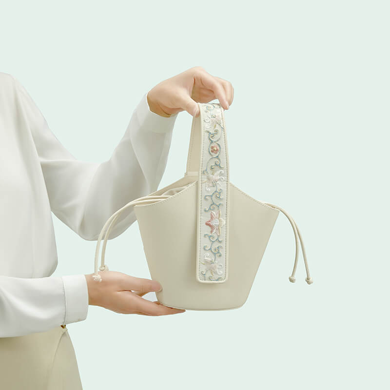 Gentle Flow Leather and Silk Crossbody Bag – Babylon Leather - Babylon LeatherBabylon LeatherTX119-White