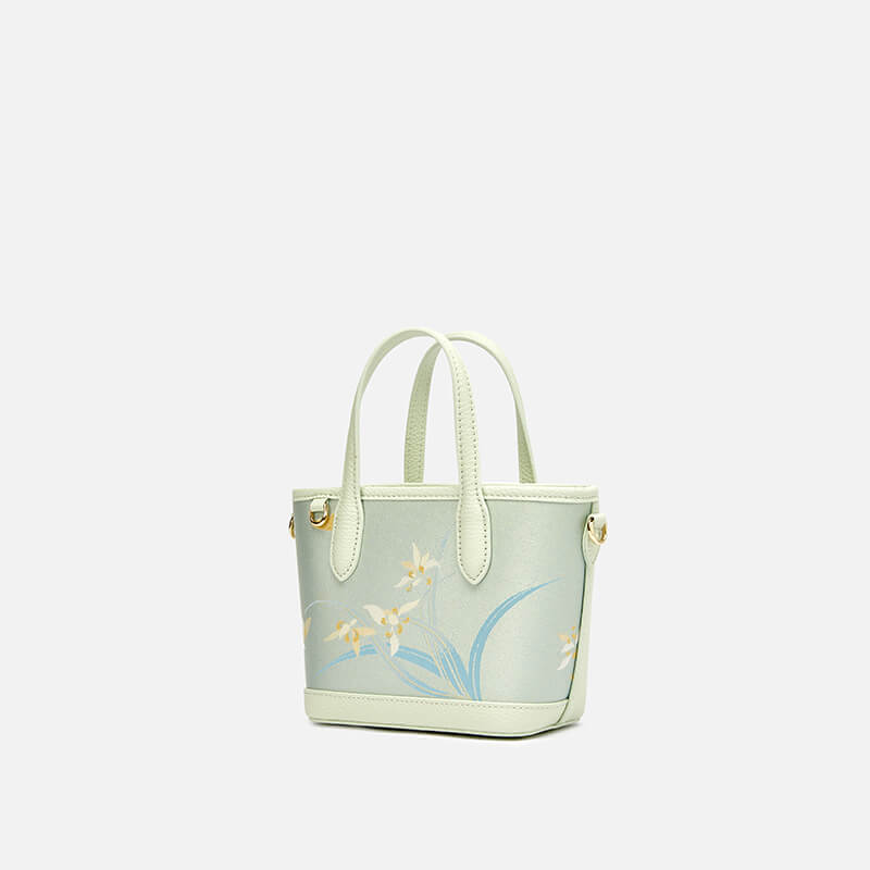 Grace in Still Air Leather and Silk Tote Bag – Babylon Leather - Babylon LeatherBabylon LeatherTX082-Light Green