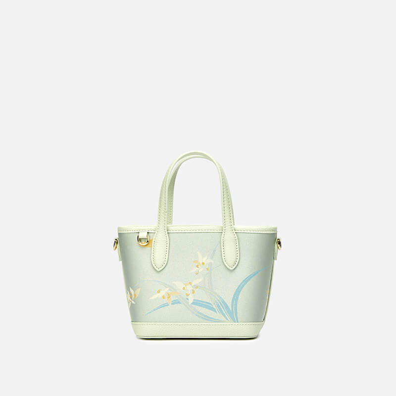 Grace in Still Air Leather and Silk Tote Bag – Babylon Leather - Babylon LeatherBabylon LeatherTX082-Light Green