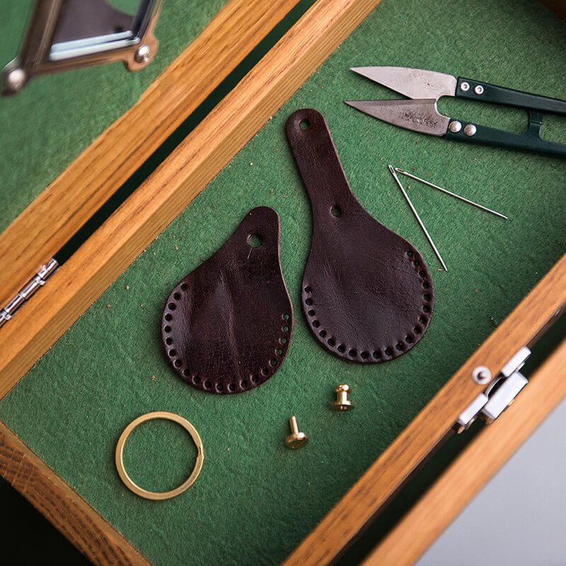 Leather Air Tag Case DIY Craft Kits – Babylon Leather - Babylon LeatherBabylon LeatherLZ50-Dark Coffee-Oil-Waxed Leather