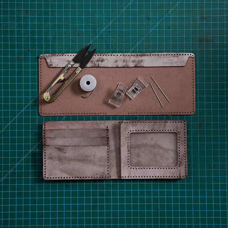 Leather Wallet DIY Mens Kit Fog Wax – Babylon Leather - Babylon LeatherBabylon LeatherLZ02-Coffee-With ID Window