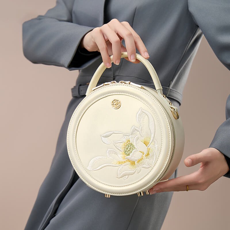 Light Within Leather and Silk Round Crossbody Bag – Babylon Leather - Babylon LeatherBabylon LeatherTX140-White