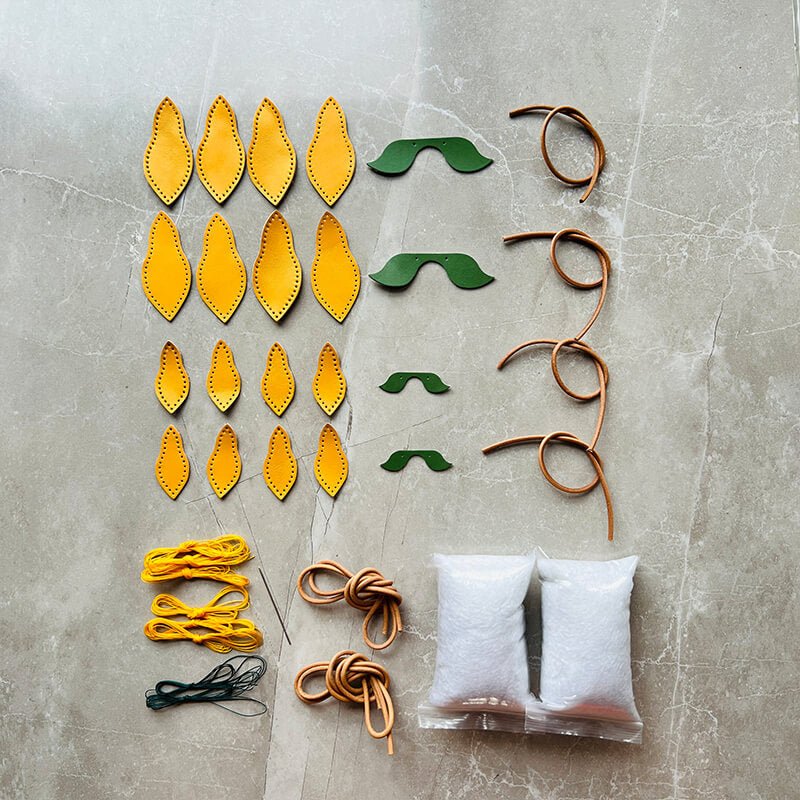 Pear - Shaped Charm DIY Kit – Babylon Leather - Babylon LeatherBabylon LeatherSG15-With Lanyard-2 Large & 2 Small