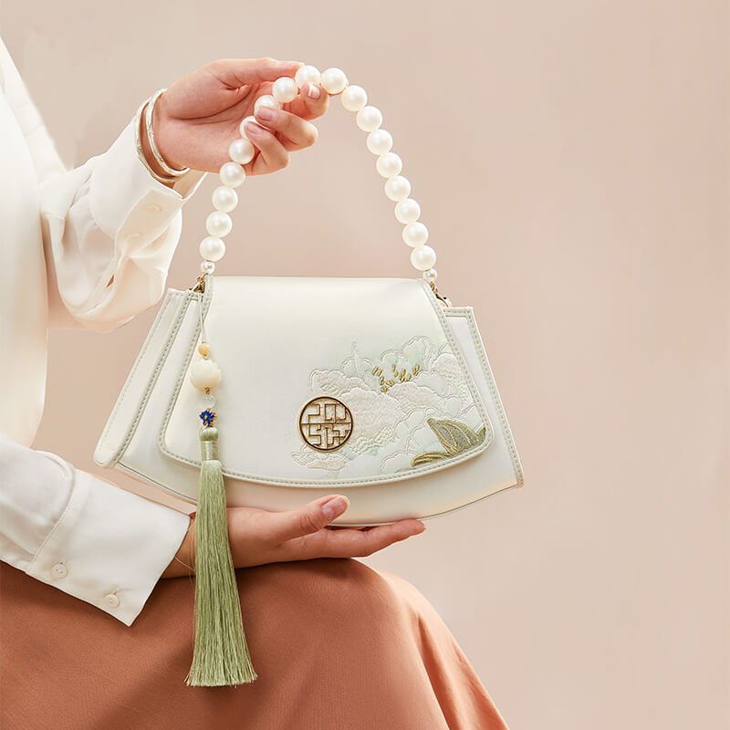 Poised Radiance Leather and Silk Handbag – Babylon Leather - Babylon LeatherBabylon LeatherTX131-White