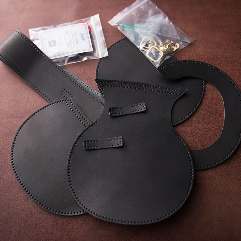 Premium Veg - Tanned Leather Saddle Bag DIY Kit – Babylon Leather - Babylon LeatherWomen’s Leather Bag DIY KitBabylon LeatherLZ33 - Black - Vegetable - Tanned Leather