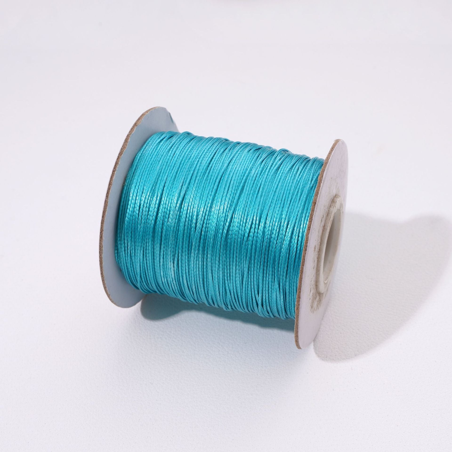 Round Waxed Cord for Leather Braiding and Bag Charm Making - Babylon Leather - Babylon LeatherBabylon LeatherPP33-Grass Green-0.5mm\10m