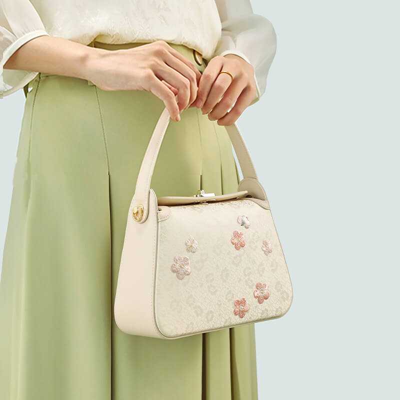Shared Light Leather and Silk Handbag – Babylon Leather - Babylon LeatherBabylon LeatherTX118-White