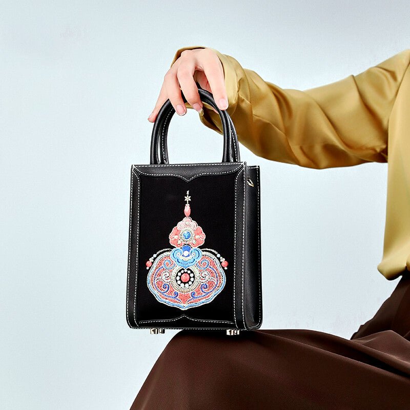Silent Brilliance Leather and Silk Square Handbag – Babylon Leather - Babylon LeatherBabylon LeatherTX122-Black