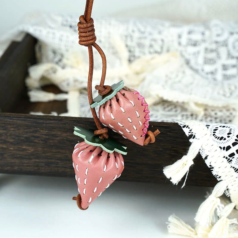 Strawberry Fruit Style Leather Charm Keychain – Babylon Leather - Babylon LeatherBabylon LeatherLL59-Pink