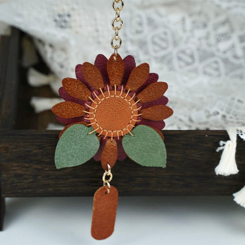 Sunflower Shape Leather Charm – Babylon Leather - Babylon LeatherBabylon LeatherLL72-Red