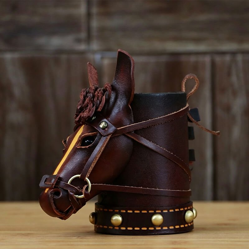 Tiny Red Horse - Shaped Leather Pen Holder – Babylon Leather - Babylon LeatherBabylon LeatherLLZ108-Brown