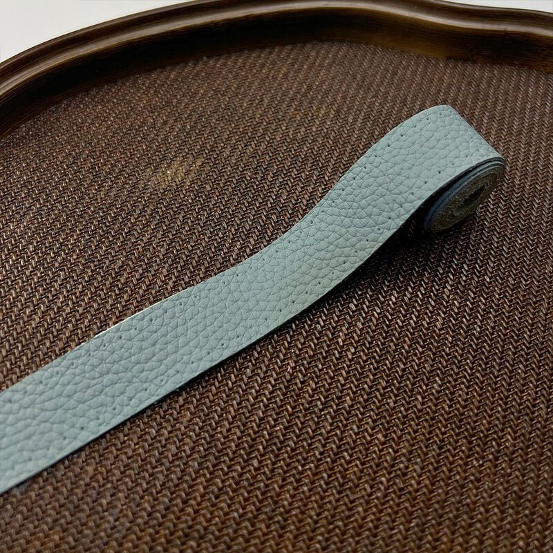 Top-Grain Leather Binding Strip for Edging and Repair – Babylon Leather - Babylon LeatherBabylon LeatherPP17-Azure Blue-2 × 40 cm