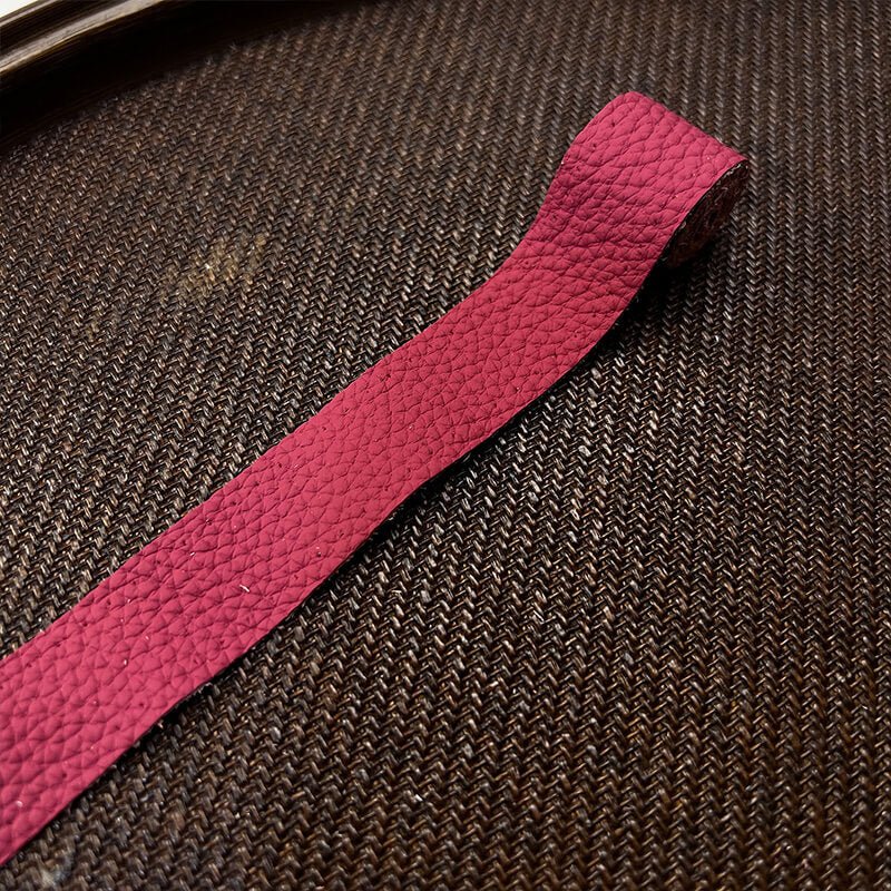 Top-Grain Leather Binding Strip for Edging and Repair – Babylon Leather - Babylon LeatherBabylon LeatherPP17-Viva Magenta-2 × 30 cm