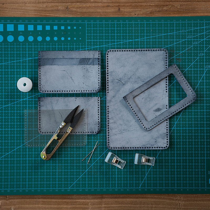Vegetable - Tanned Leather Card Case DIY Kit – Babylon Leather - Babylon LeatherBabylon LeatherLZ55-Blue-Fog Wax Leather
