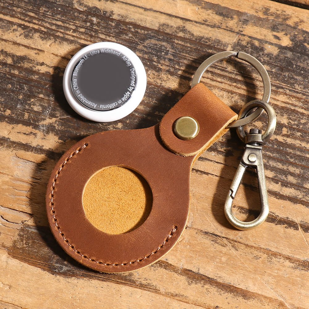 Vintage Top - Grain Leather GPS Tracker AirTag Holder with Metal Clip – Babylon Leather - Babylon LeatherBabylon LeatherLJ138-Coffee
